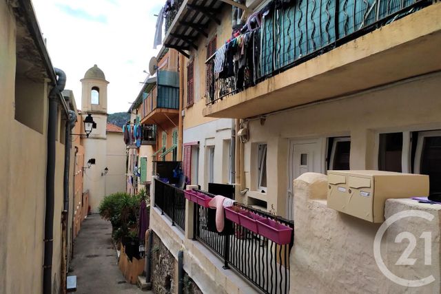 Afficher la photo en grand Appartement F3 à vendre - 3 pièces - 37.0 m2 - VILLEFRANCHE SUR MER - 06 - PROVENCE-ALPES-COTE-D-AZUR - Century 21 Lafage Transactions