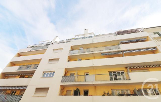 Afficher la photo en grand Appartement F3 à vendre - 3 pièces - 67.27 m2 - NICE - 06 - PROVENCE-ALPES-COTE-D-AZUR - Century 21 Lafage Transactions