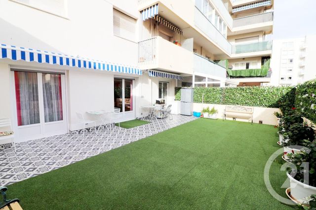 Afficher la photo en grand Appartement F3 à vendre - 3 pièces - 67.27 m2 - NICE - 06 - PROVENCE-ALPES-COTE-D-AZUR - Century 21 Lafage Transactions