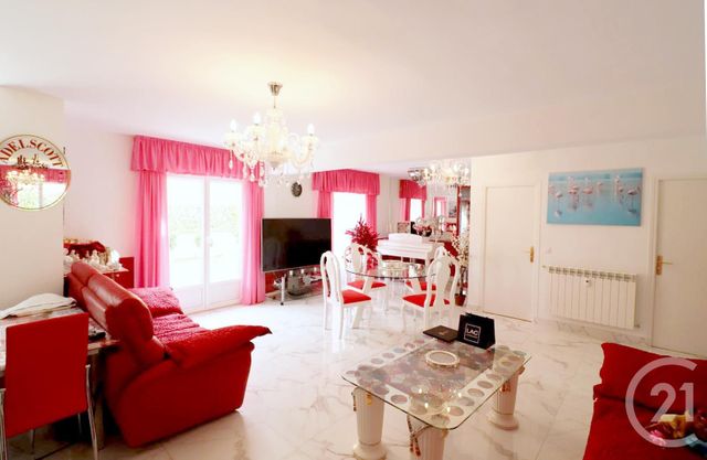 Afficher la photo en grand Appartement F3 à vendre - 3 pièces - 67.27 m2 - NICE - 06 - PROVENCE-ALPES-COTE-D-AZUR - Century 21 Lafage Transactions