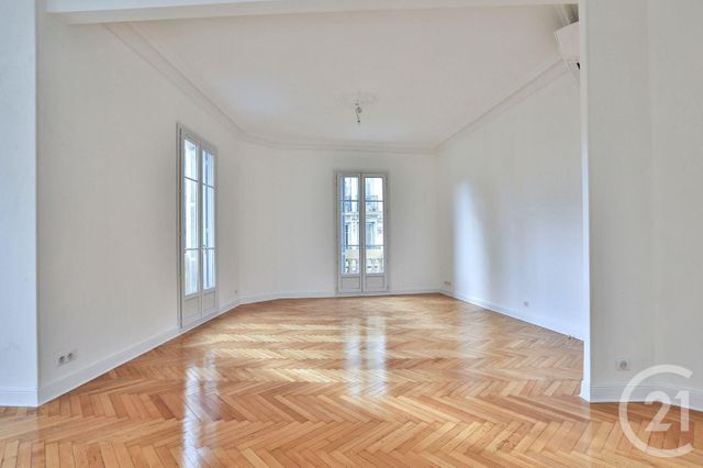 Afficher la photo en grand Appartement F4 à vendre - 4 pièces - 105.65 m2 - NICE - 06 - PROVENCE-ALPES-COTE-D-AZUR - Century 21 Lafage Transactions