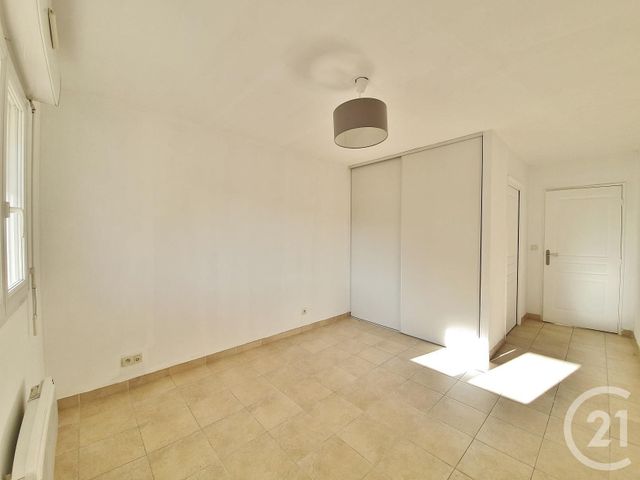 Afficher la photo en grand Appartement F3 à vendre - 3 pièces - 60.02 m2 - NICE - 06 - PROVENCE-ALPES-COTE-D-AZUR - Century 21 Lafage Transactions