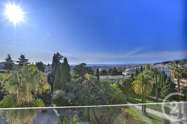 Afficher la photo en grand Appartement F2 à vendre - 2 pièces - 45.0 m2 - NICE - 06 - PROVENCE-ALPES-COTE-D-AZUR - Century 21 Lafage Transactions