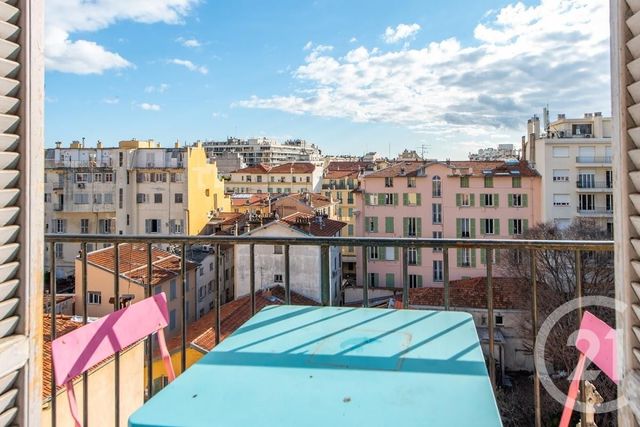 Afficher la photo en grand Appartement F2 à vendre - 2 pièces - 55.4 m2 - NICE - 06 - PROVENCE-ALPES-COTE-D-AZUR - Century 21 Lafage Transactions