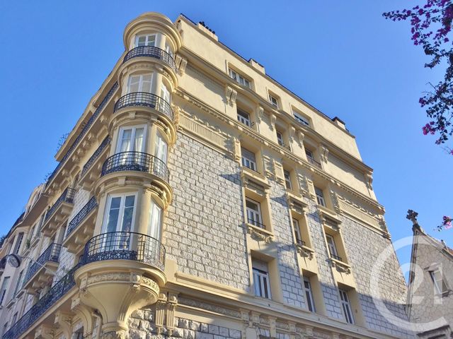 Afficher la photo en grand Appartement F2 à vendre - 2 pièces - 55.4 m2 - NICE - 06 - PROVENCE-ALPES-COTE-D-AZUR - Century 21 Lafage Transactions
