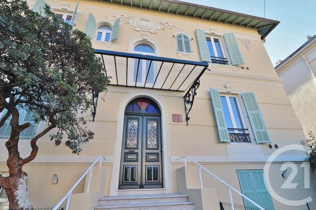 Afficher la photo en grand Appartement F2 à vendre - 2 pièces - 31.3 m2 - NICE - 06 - PROVENCE-ALPES-COTE-D-AZUR - Century 21 Lafage Transactions