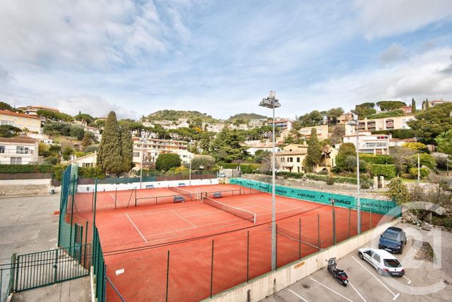 Afficher la photo en grand Appartement F3 à vendre - 3 pièces - 42.95 m2 - VILLEFRANCHE SUR MER - 06 - PROVENCE-ALPES-COTE-D-AZUR - Century 21 Lafage Transactions