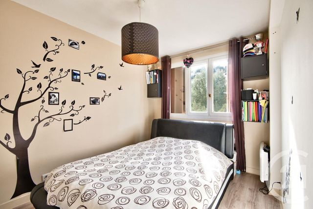 Afficher la photo en grand Appartement F3 à vendre - 3 pièces - 42.95 m2 - VILLEFRANCHE SUR MER - 06 - PROVENCE-ALPES-COTE-D-AZUR - Century 21 Lafage Transactions