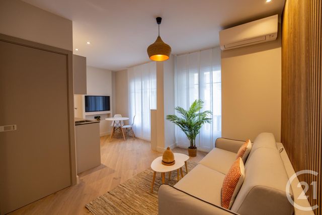 Afficher la photo en grand Appartement F2 à vendre - 2 pièces - 31.25 m2 - NICE - 06 - PROVENCE-ALPES-COTE-D-AZUR - Century 21 Lafage Transactions