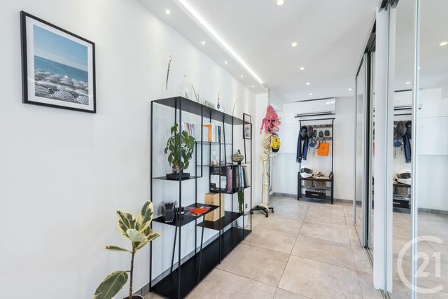 Appartement F4 à vendre - 4 pièces - 96.17 m2 - NICE - 06 - PROVENCE-ALPES-COTE-D-AZUR - Century 21 Lafage Transactions Appartement F4 à vendre - 4 pièces - 96.17 m2 - NICE - 06 - PROVENCE-ALPES-COTE-D-AZUR - Century 21 Lafage Transactions