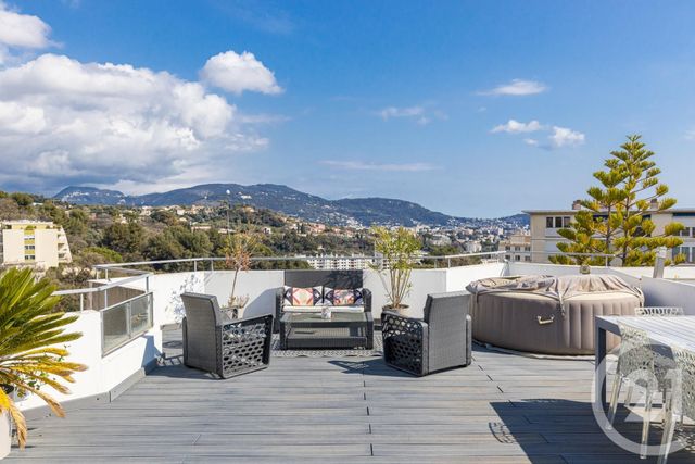 Appartement F4 à vendre - 4 pièces - 96.17 m2 - NICE - 06 - PROVENCE-ALPES-COTE-D-AZUR - Century 21 Lafage Transactions Appartement F4 à vendre - 4 pièces - 96.17 m2 - NICE - 06 - PROVENCE-ALPES-COTE-D-AZUR - Century 21 Lafage Transactions
