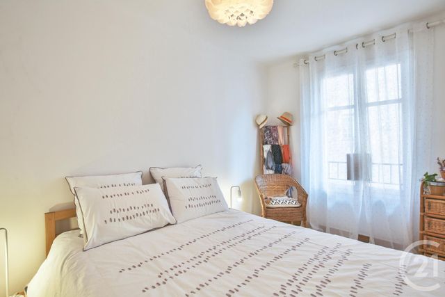 Afficher la photo en grand Appartement F2 à vendre - 2 pièces - 41.75 m2 - NICE - 06 - PROVENCE-ALPES-COTE-D-AZUR - Century 21 Lafage Transactions
