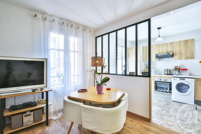 Afficher la photo en grand Appartement F2 à vendre - 2 pièces - 41.75 m2 - NICE - 06 - PROVENCE-ALPES-COTE-D-AZUR - Century 21 Lafage Transactions