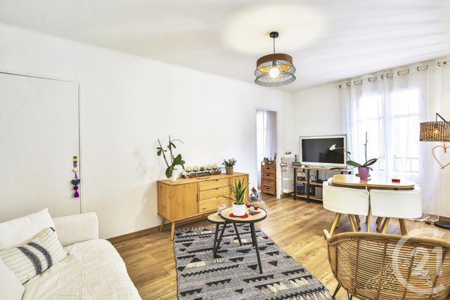 Afficher la photo en grand Appartement F2 à vendre - 2 pièces - 41.75 m2 - NICE - 06 - PROVENCE-ALPES-COTE-D-AZUR - Century 21 Lafage Transactions