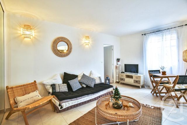 Afficher la photo en grand Appartement F2 à vendre - 2 pièces - 41.0 m2 - NICE - 06 - PROVENCE-ALPES-COTE-D-AZUR - Century 21 Lafage Transactions
