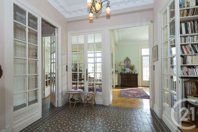 Afficher la photo en grand maison à vendre - 10 pièces - 340.0 m2 - NICE - 06 - PROVENCE-ALPES-COTE-D-AZUR - Century 21 Lafage Transactions