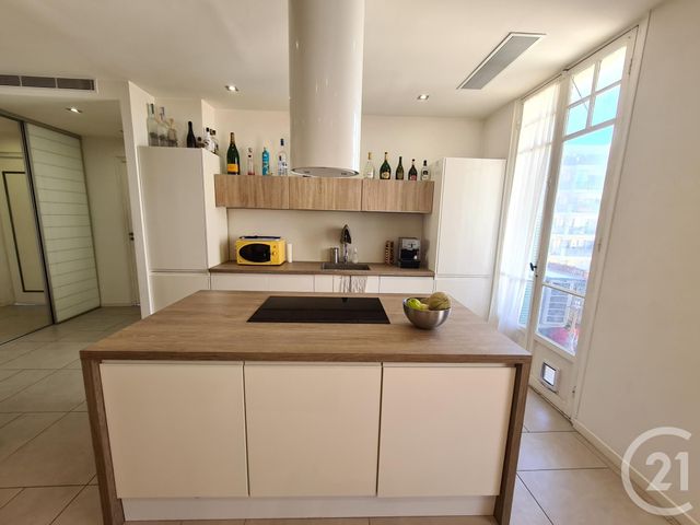 Afficher la photo en grand Appartement F3 à vendre - 3 pièces - 60.0 m2 - NICE - 06 - PROVENCE-ALPES-COTE-D-AZUR - Century 21 Lafage Transactions