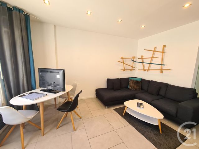 Afficher la photo en grand Appartement F3 à vendre - 3 pièces - 60.0 m2 - NICE - 06 - PROVENCE-ALPES-COTE-D-AZUR - Century 21 Lafage Transactions