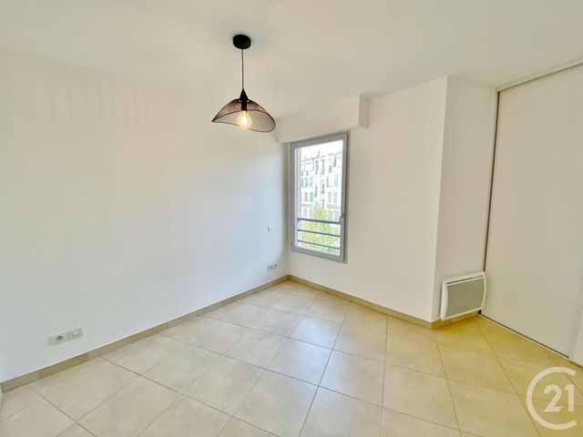 Afficher la photo en grand Appartement F3 à vendre - 3 pièces - 68.0 m2 - NICE - 06 - PROVENCE-ALPES-COTE-D-AZUR - Century 21 Lafage Transactions