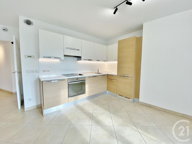Afficher la photo en grand Appartement F3 à vendre - 3 pièces - 68.0 m2 - NICE - 06 - PROVENCE-ALPES-COTE-D-AZUR - Century 21 Lafage Transactions
