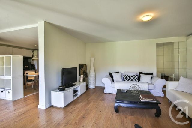 Appartement F3 à vendre - 3 pièces - 92.0 m2 - NICE - 06 - PROVENCE-ALPES-COTE-D-AZUR - Century 21 Lafage Transactions Appartement F3 à vendre - 3 pièces - 92.0 m2 - NICE - 06 - PROVENCE-ALPES-COTE-D-AZUR - Century 21 Lafage Transactions