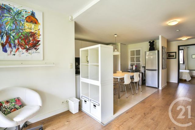 Appartement F3 à vendre - 3 pièces - 92.0 m2 - NICE - 06 - PROVENCE-ALPES-COTE-D-AZUR - Century 21 Lafage Transactions Appartement F3 à vendre - 3 pièces - 92.0 m2 - NICE - 06 - PROVENCE-ALPES-COTE-D-AZUR - Century 21 Lafage Transactions