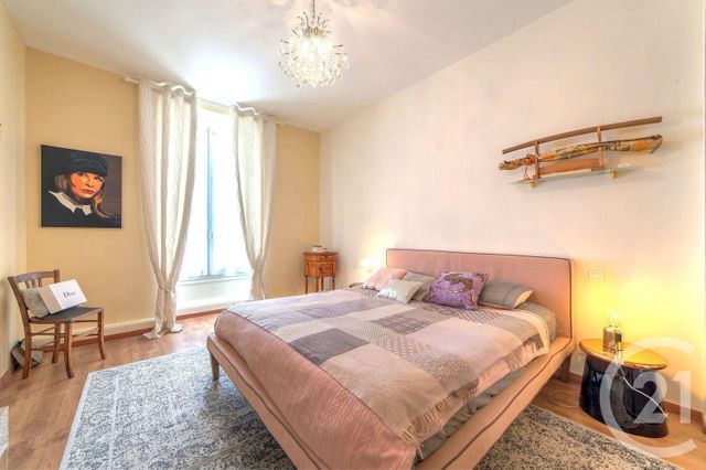 Appartement F4 à vendre - 4 pièces - 115.0 m2 - NICE - 06 - PROVENCE-ALPES-COTE-D-AZUR - Century 21 Lafage Transactions Appartement F4 à vendre - 4 pièces - 115.0 m2 - NICE - 06 - PROVENCE-ALPES-COTE-D-AZUR - Century 21 Lafage Transactions