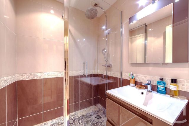 Appartement F4 à vendre - 4 pièces - 115.0 m2 - NICE - 06 - PROVENCE-ALPES-COTE-D-AZUR - Century 21 Lafage Transactions Appartement F4 à vendre - 4 pièces - 115.0 m2 - NICE - 06 - PROVENCE-ALPES-COTE-D-AZUR - Century 21 Lafage Transactions