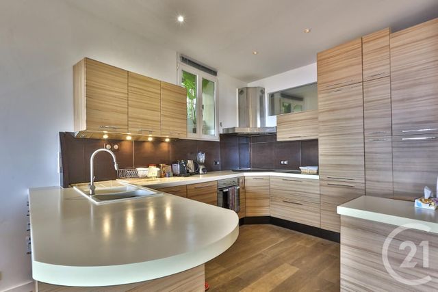 Appartement F4 à vendre - 4 pièces - 75.84 m2 - NICE - 06 - PROVENCE-ALPES-COTE-D-AZUR - Century 21 Lafage Transactions Appartement F4 à vendre - 4 pièces - 75.84 m2 - NICE - 06 - PROVENCE-ALPES-COTE-D-AZUR - Century 21 Lafage Transactions