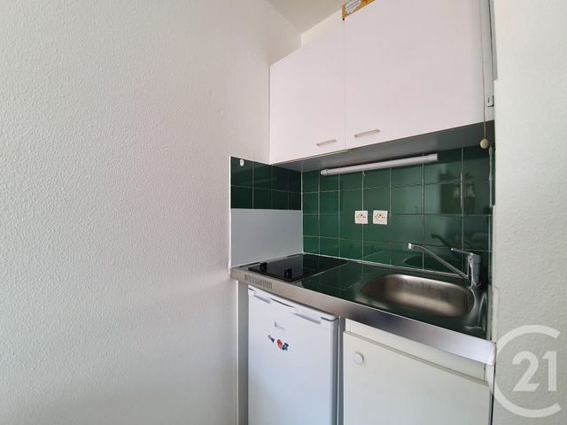 Studio à vendre - 1 pièce - 17.19 m2 - NICE - 06 - PROVENCE-ALPES-COTE-D-AZUR - Century 21 Lafage Transactions Studio à vendre - 1 pièce - 17.19 m2 - NICE - 06 - PROVENCE-ALPES-COTE-D-AZUR - Century 21 Lafage Transactions