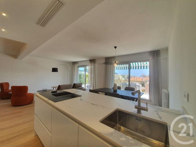 Afficher la photo en grand Appartement F4 à vendre - 4 pièces - 116.0 m2 - NICE - 06 - PROVENCE-ALPES-COTE-D-AZUR - Century 21 Lafage Transactions