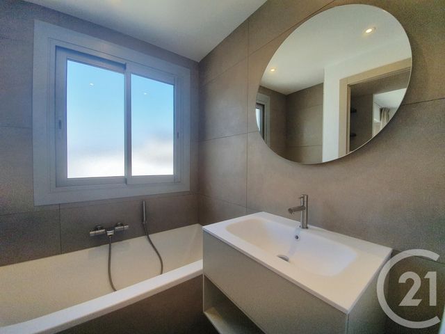 Afficher la photo en grand Appartement F4 à vendre - 4 pièces - 116.0 m2 - NICE - 06 - PROVENCE-ALPES-COTE-D-AZUR - Century 21 Lafage Transactions