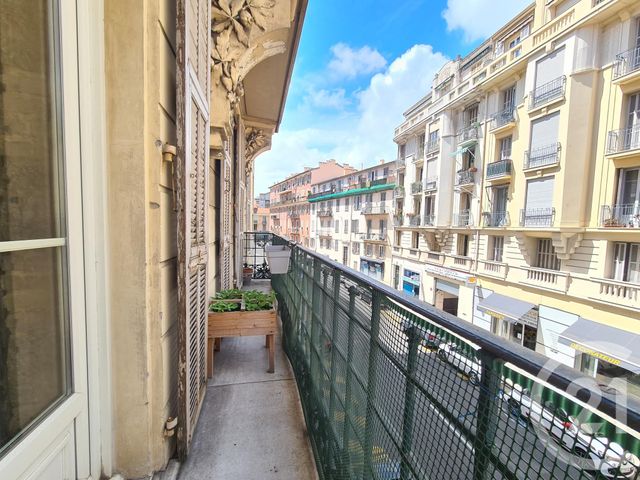 Afficher la photo en grand Appartement F3 à vendre - 3 pièces - 64.0 m2 - NICE - 06 - PROVENCE-ALPES-COTE-D-AZUR - Century 21 Lafage Transactions