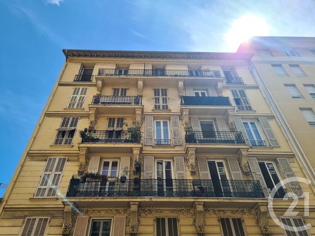 Afficher la photo en grand Appartement F3 à vendre - 3 pièces - 64.0 m2 - NICE - 06 - PROVENCE-ALPES-COTE-D-AZUR - Century 21 Lafage Transactions
