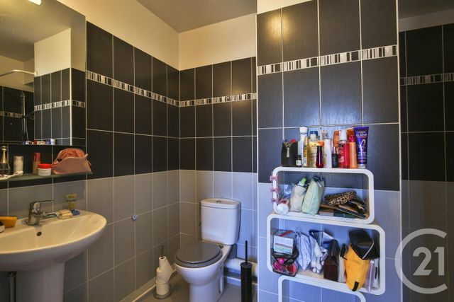 Afficher la photo en grand Appartement F2 à vendre - 2 pièces - 32.69 m2 - NICE - 06 - PROVENCE-ALPES-COTE-D-AZUR - Century 21 Lafage Transactions