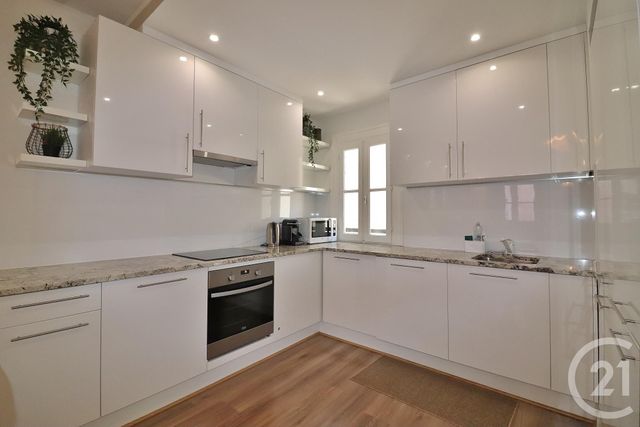 Afficher la photo en grand Appartement F2 à vendre - 2 pièces - 56.62 m2 - NICE - 06 - PROVENCE-ALPES-COTE-D-AZUR - Century 21 Lafage Transactions