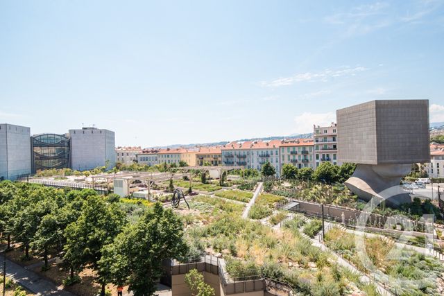 Appartement F3 à vendre - 3 pièces - 87.22 m2 - NICE - 06 - PROVENCE-ALPES-COTE-D-AZUR - Century 21 Lafage Transactions