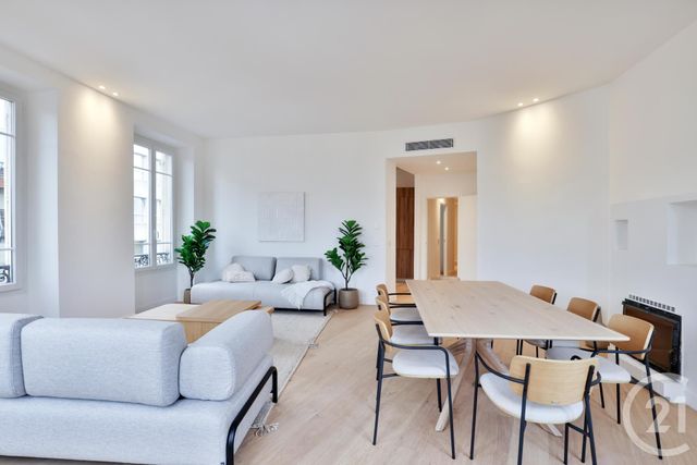 Appartement F5 à vendre - 5 pièces - 135.0 m2 - NICE - 06 - PROVENCE-ALPES-COTE-D-AZUR - Century 21 Lafage Transactions