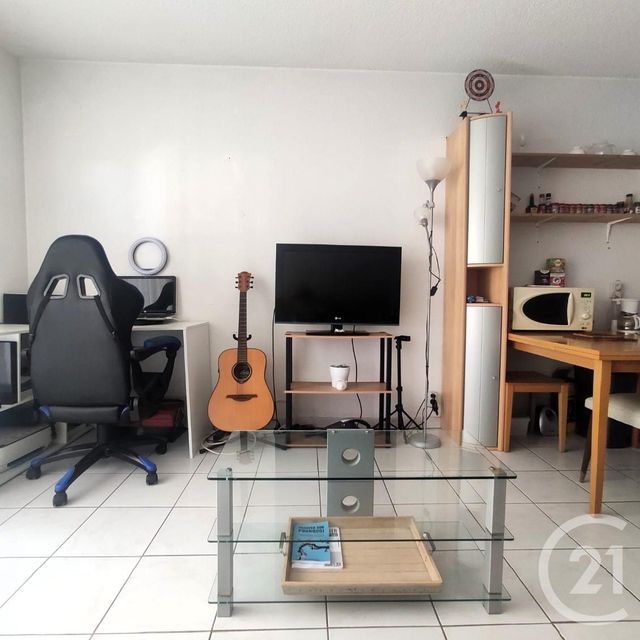 Afficher la photo en grand Appartement F1 à vendre - 1 pièce - 30.5 m2 - VILLENEUVE LOUBET - 06 - PROVENCE-ALPES-COTE-D-AZUR - Century 21 Lafage Transactions