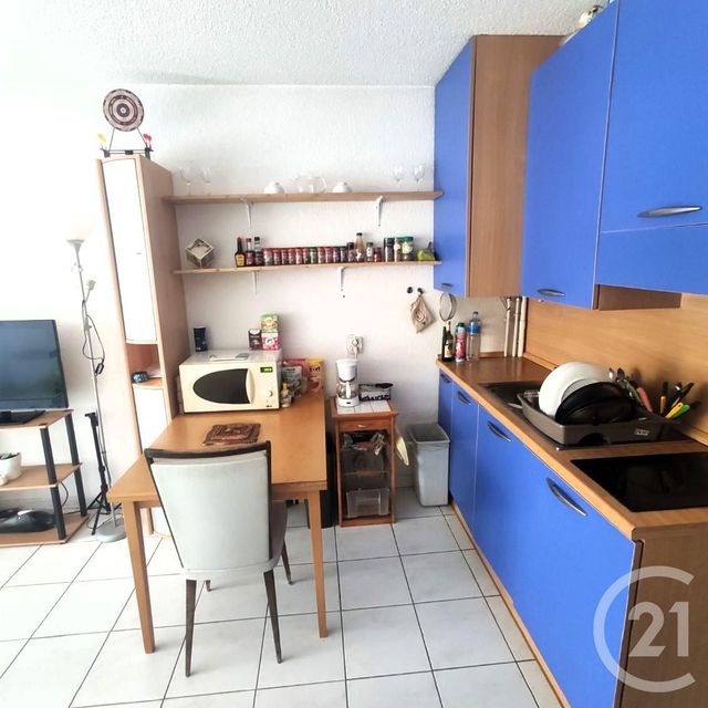 Afficher la photo en grand Appartement F1 à vendre - 1 pièce - 30.5 m2 - VILLENEUVE LOUBET - 06 - PROVENCE-ALPES-COTE-D-AZUR - Century 21 Lafage Transactions
