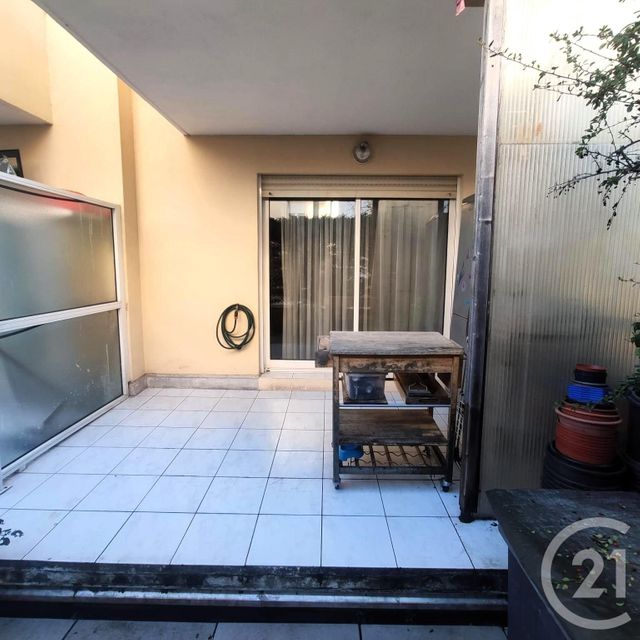 Afficher la photo en grand Appartement F1 à vendre - 1 pièce - 30.5 m2 - VILLENEUVE LOUBET - 06 - PROVENCE-ALPES-COTE-D-AZUR - Century 21 Lafage Transactions