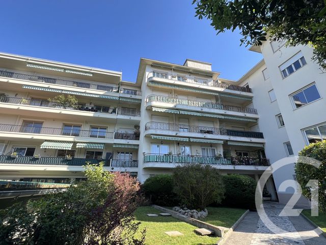 Afficher la photo en grand Appartement F3 à vendre - 3 pièces - 65.49 m2 - NICE - 06 - PROVENCE-ALPES-COTE-D-AZUR - Century 21 Lafage Transactions