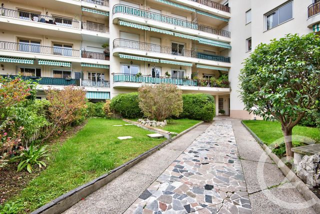 Afficher la photo en grand Appartement F3 à vendre - 3 pièces - 65.49 m2 - NICE - 06 - PROVENCE-ALPES-COTE-D-AZUR - Century 21 Lafage Transactions
