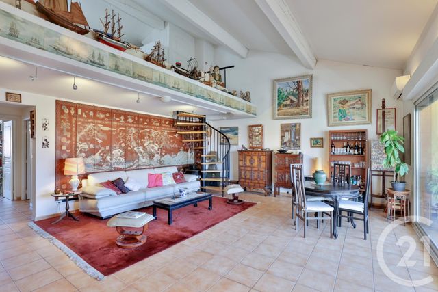 Appartement F5 à vendre - 5 pièces - 182.4 m2 - NICE - 06 - PROVENCE-ALPES-COTE-D-AZUR - Century 21 Lafage Transactions