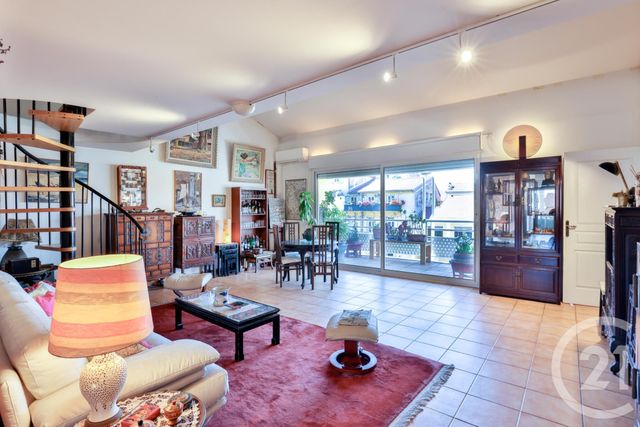 Appartement F5 à vendre - 5 pièces - 182.4 m2 - NICE - 06 - PROVENCE-ALPES-COTE-D-AZUR - Century 21 Lafage Transactions