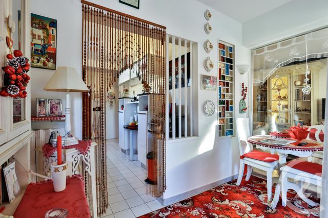 Afficher la photo en grand maison à vendre - 6 pièces - 256.22 m2 - ST LAURENT DU VAR - 06 - PROVENCE-ALPES-COTE-D-AZUR - Century 21 Lafage Transactions