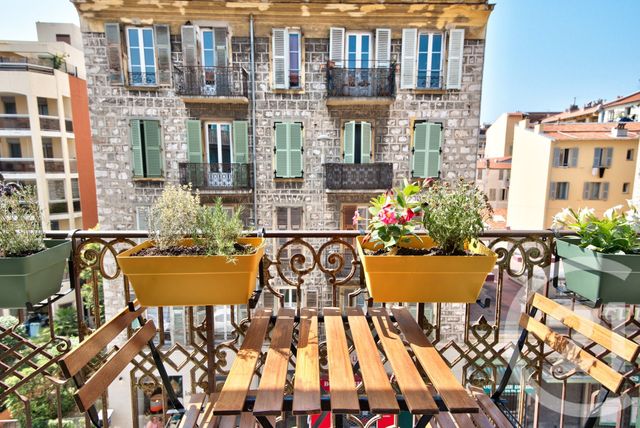 Appartement F3 à vendre - 3 pièces - 57.09 m2 - NICE - 06 - PROVENCE-ALPES-COTE-D-AZUR - Century 21 Lafage Transactions