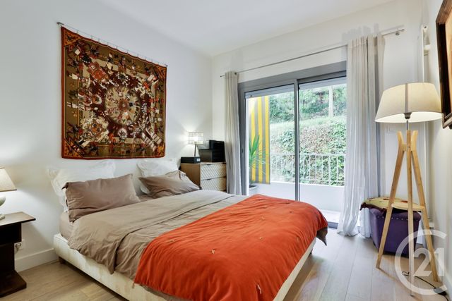 Afficher la photo en grand Appartement F3 à vendre - 3 pièces - 68.21 m2 - NICE - 06 - PROVENCE-ALPES-COTE-D-AZUR - Century 21 Lafage Transactions