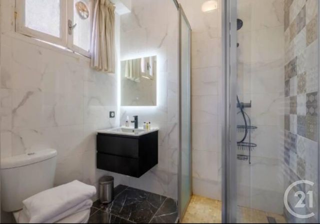 Afficher la photo en grand Appartement F1 à vendre - 1 pièce - 26.0 m2 - NICE - 06 - PROVENCE-ALPES-COTE-D-AZUR - Century 21 Lafage Transactions