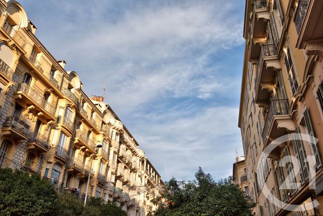 Appartement F4 à vendre - 4 pièces - 88.35 m2 - NICE - 06 - PROVENCE-ALPES-COTE-D-AZUR - Century 21 Lafage Transactions